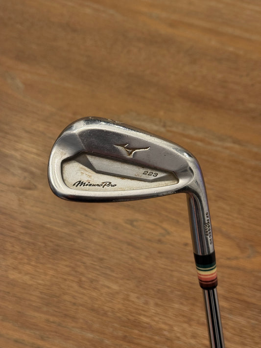 Mizuno Pro 223 9-iron / N.S. Pro Modus3 Tour115 S shaft (stiff)