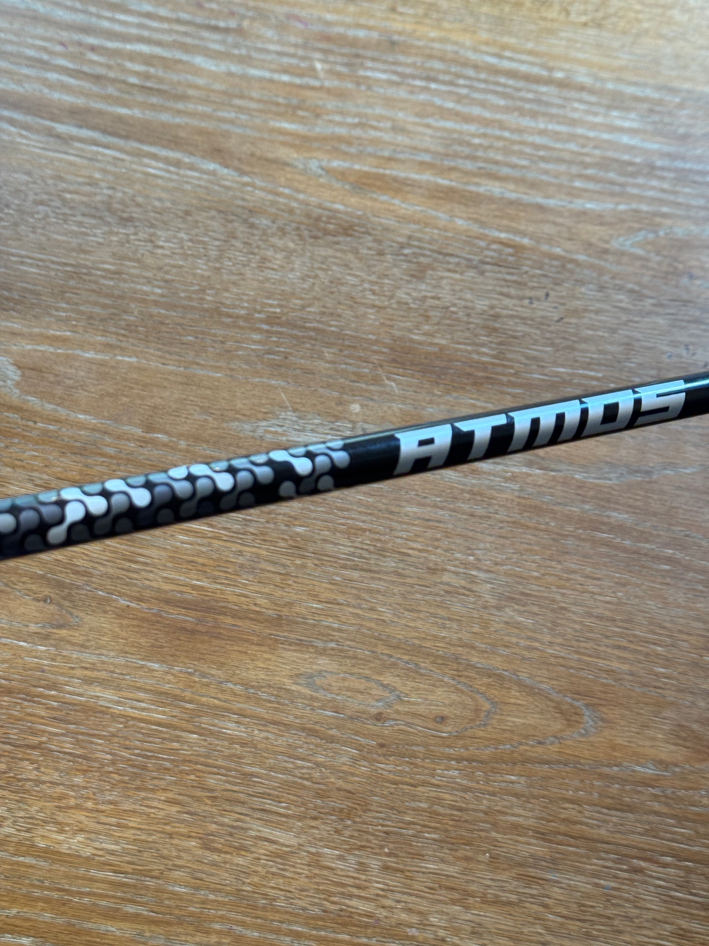 Taylormade Sim Max Driver (9°) / Fujikura ATMOS 6X shaft (xtra stiff)