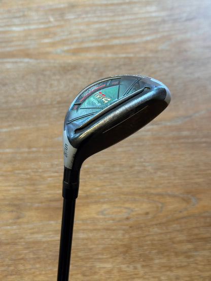 Taylormade M4 5-hybrid (25°) / Fujikura ATMOS 6R shaft (regular)