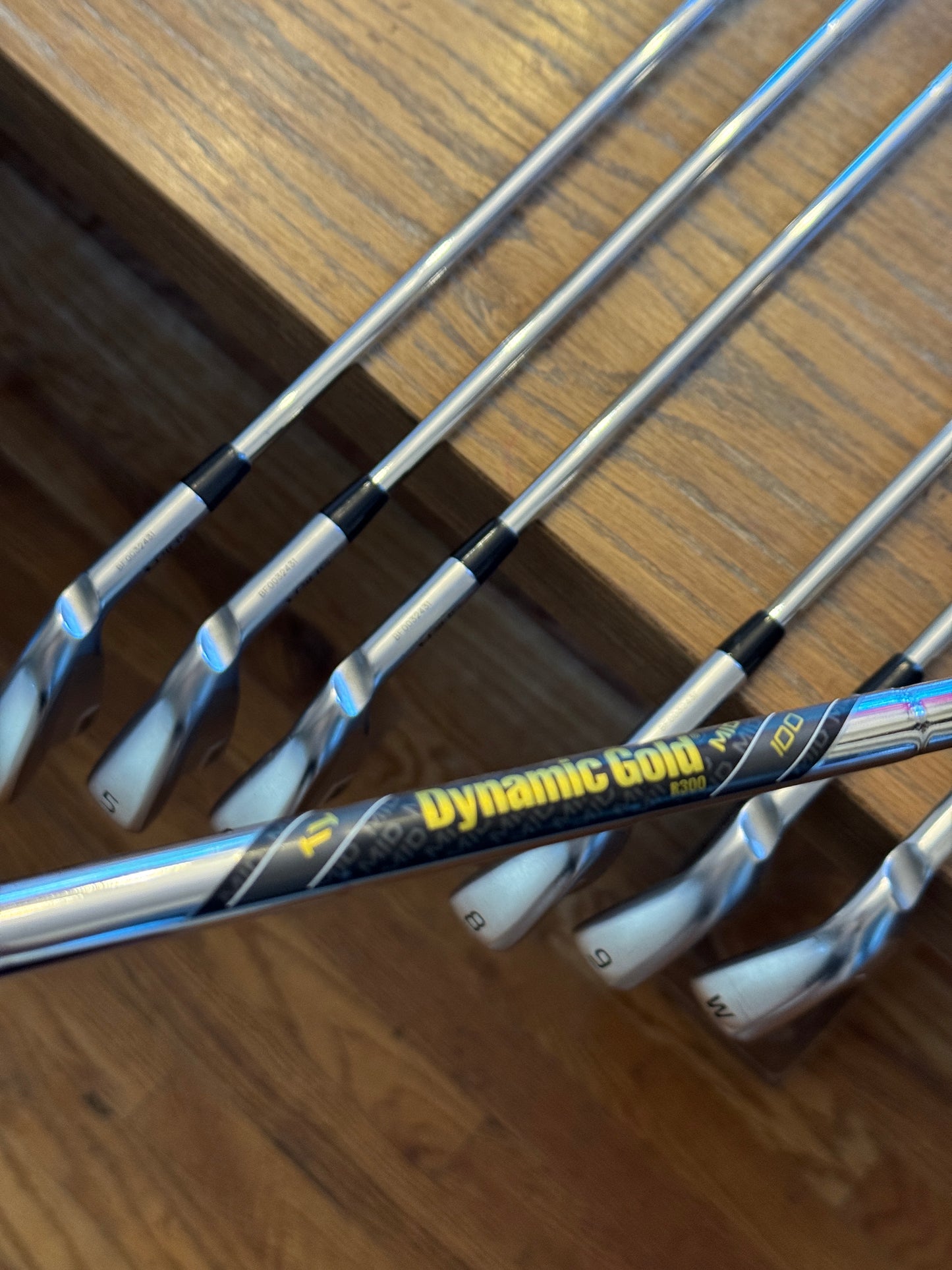 Ping i530 Iron Set (4-PW) / Dynamic Gold MID R300 shafts (regular)