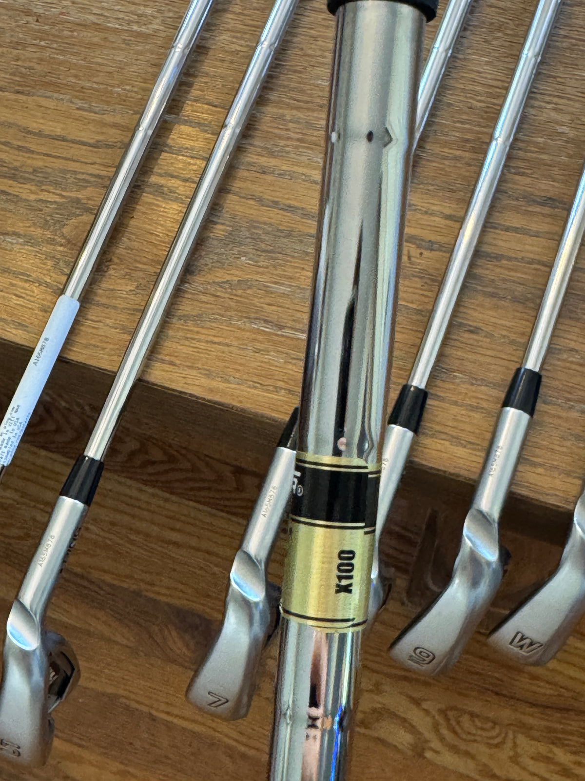 Ping G425 Iron Set - black dot (4-PW) / Dynamic Gold X100 shafts (xtra stiff)
