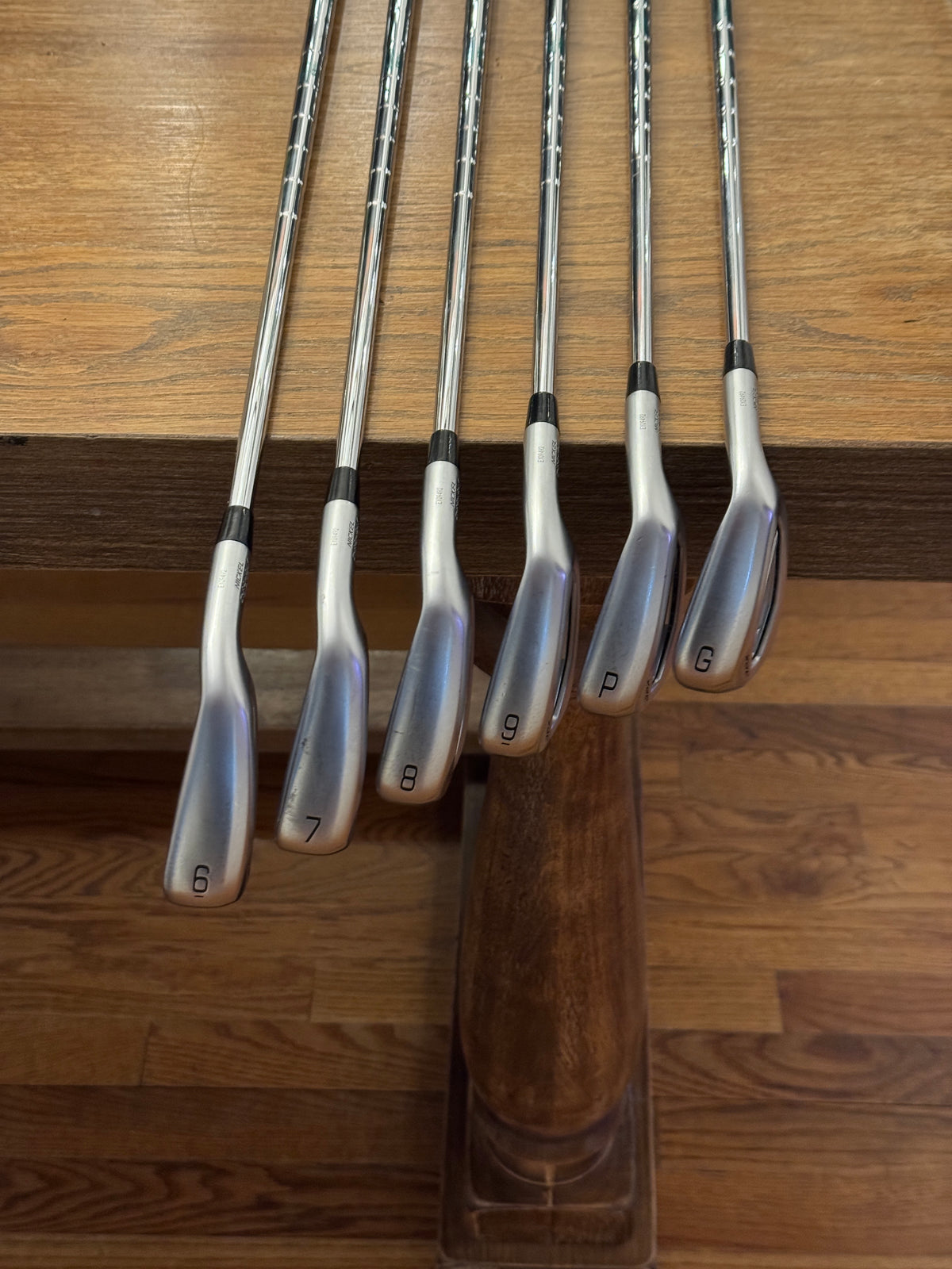 Mizuno JPX 925 Hot Metal Iron Set (6-GW) / N.S. Pro 950 GH S shafts (stiff)