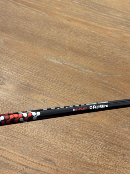 Taylormade M4 Driver (9.5°) / Fujikura ATMOS S shaft (stiff)