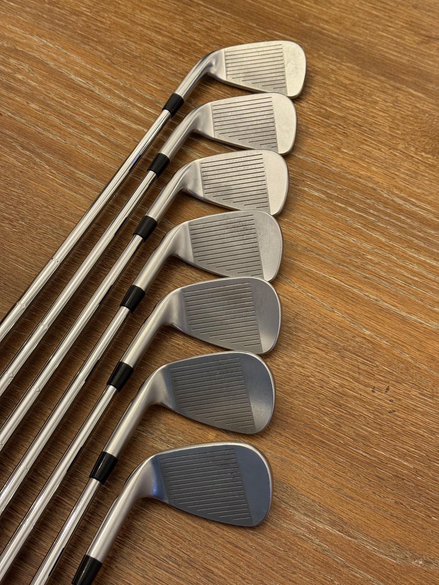 Ping i210 Iron Set (5-UW) / Dynamic Gold X100 shafts (xtra stiff)
