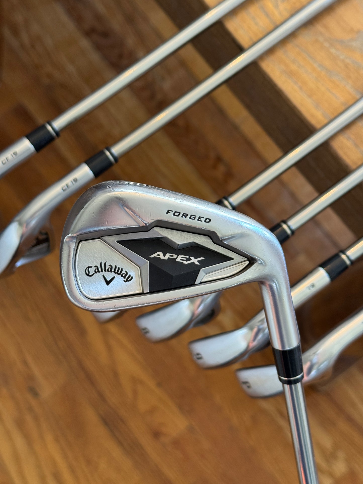 Callaway Apex 19 Iron Set (4-PW) / Project X Catalyst 80g 6.0 shafts (stiff)
