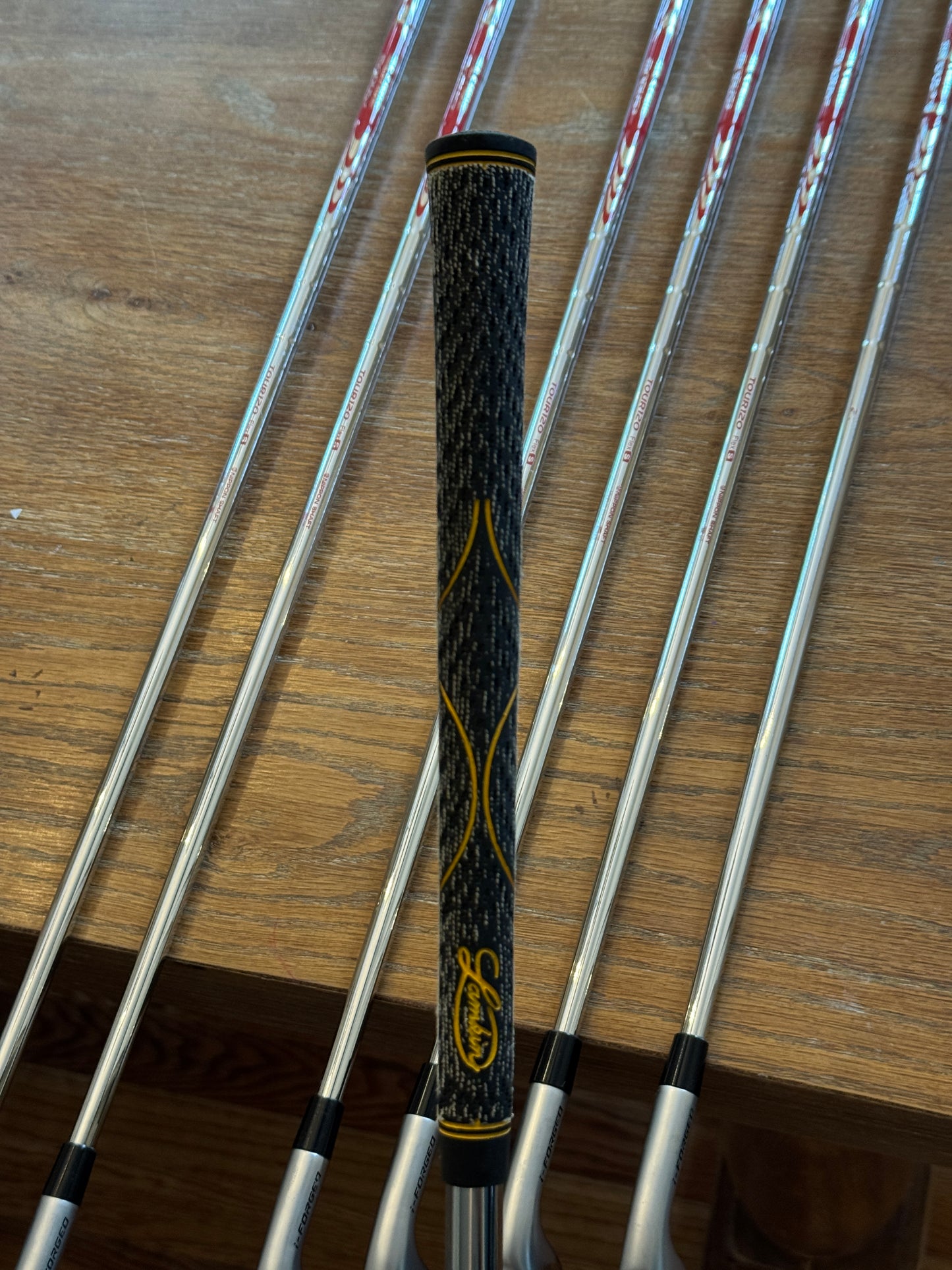 Srixon ZXi4 ‘25 Forged Iron Set +1/2” (4-PW) / N.S. Pro Modus3 Tour120 shafts (stiff)