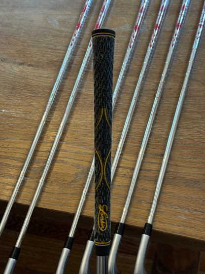 Srixon ZXi4 ‘25 Forged Iron Set +1/2” (4-PW) / N.S. Pro Modus3 Tour120 shafts (stiff)