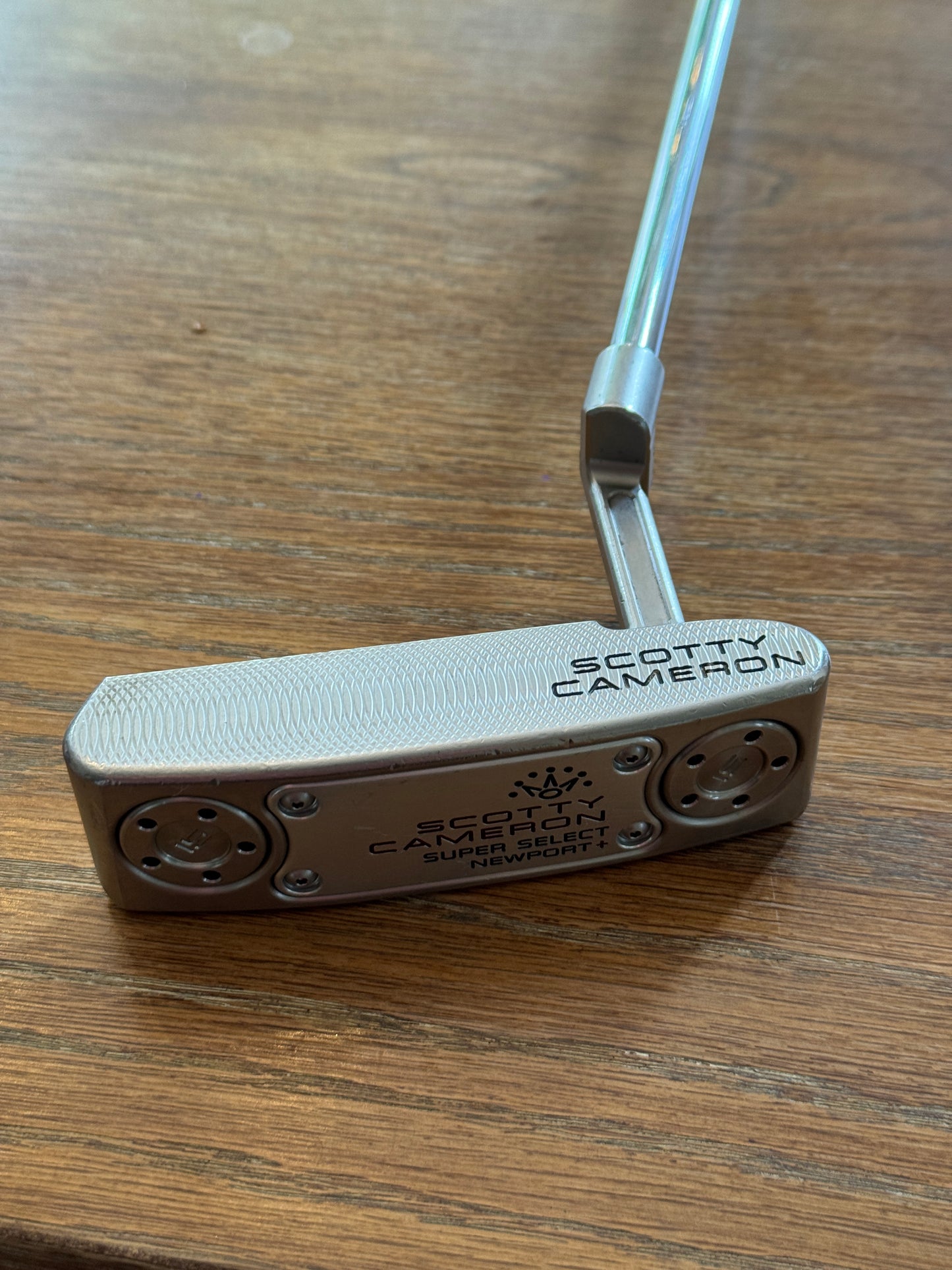 Scotty Cameron Super Select Newport+ Putter (33”)