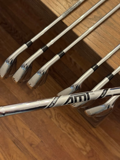 Titleist T200 ‘23 Iron Set (5-GW) / AMT Black R300 shafts (regular)