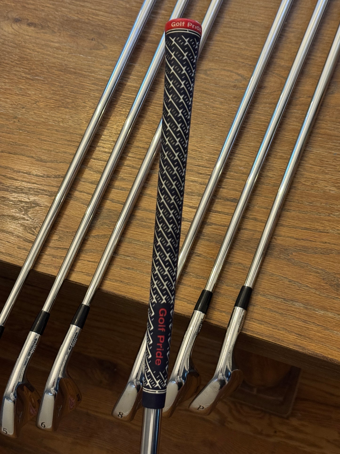 Mizuno MP-5 Forged Iron Set -1” (4-PW) / Project X 5.0 shafts (regular)