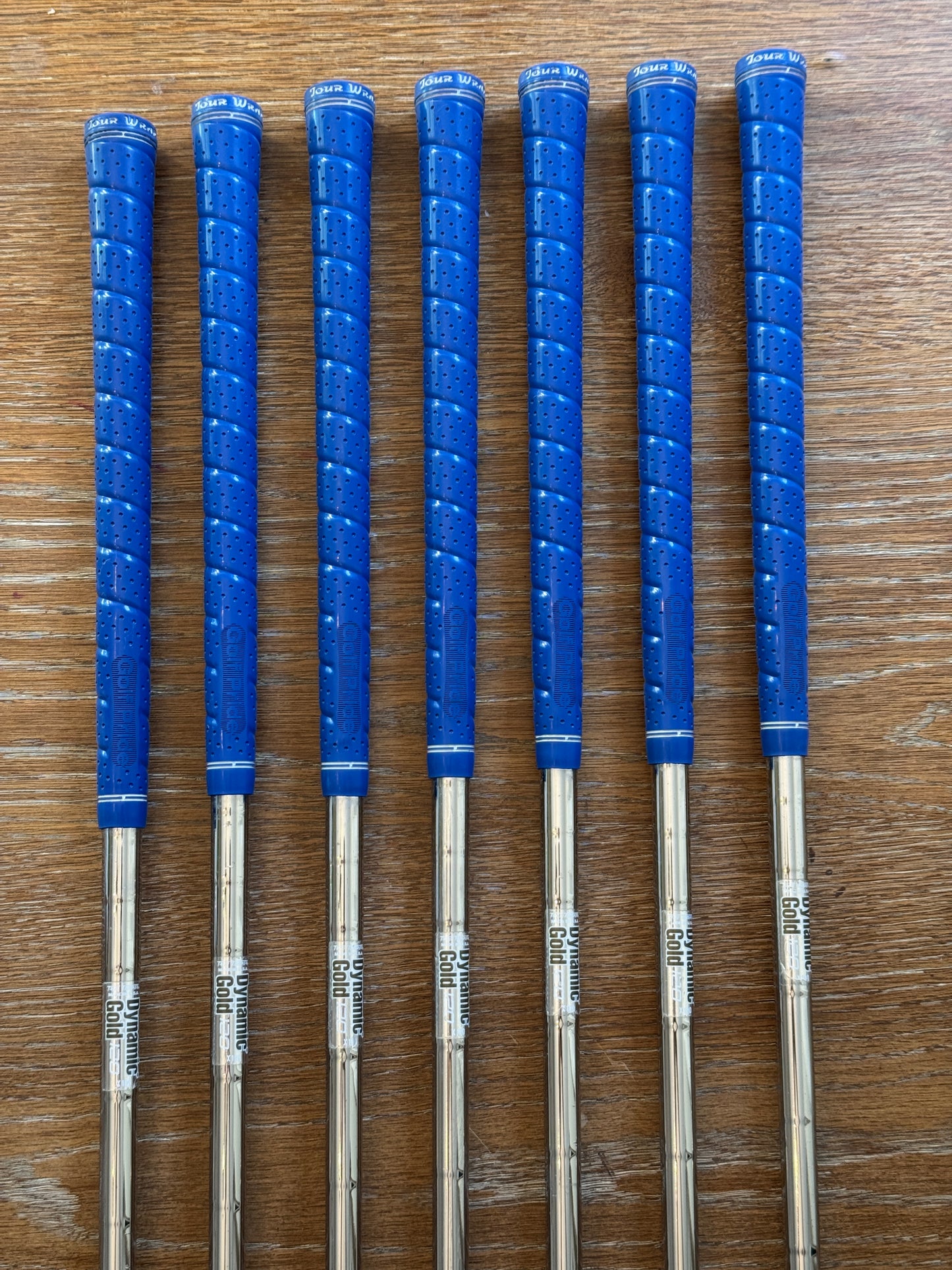 Taylormade P790 Iron Set (4-PW) / Dynamic Gold 120 X100 shafts (xtra stiff)
