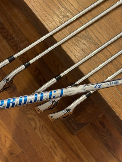 Titleist 718 AP3 Iron Set (5-PW) / Project X LZ 5.5 115g shafts (regular)