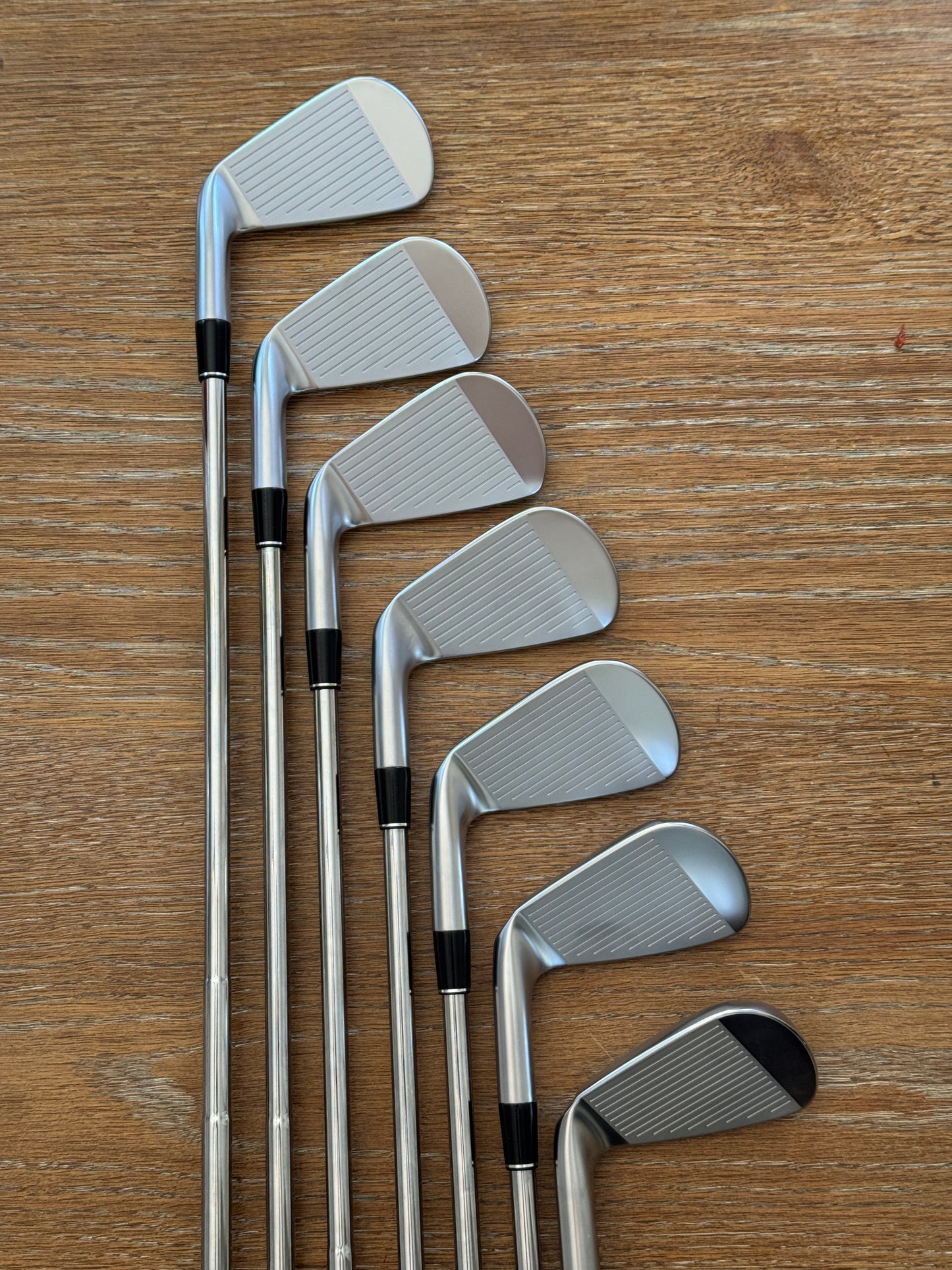 *MINT* Srixon ZXi7 Forged '25 Iron Set (4-PW) / Dynamic Gold MID R300 shafts (regular)