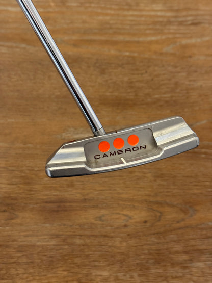 Titleist Scotty Cameron Studio Select Newport 2.6 Putter (34”)