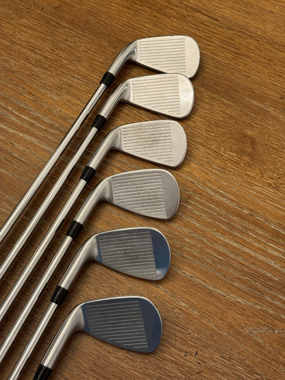 Titleist T200 ‘21 Iron Set (5-PW) / AMT Black S300 shafts (stiff)
