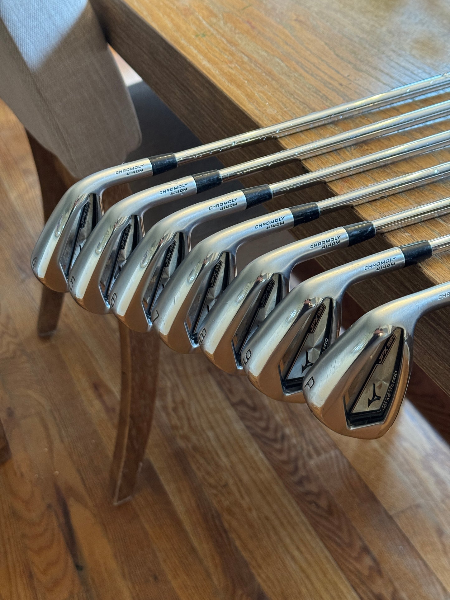 Mizuno JPX 921 Hot Metal Pro Iron Set +1/2” (4-PW) / Project X 6.0 shafts (stiff)