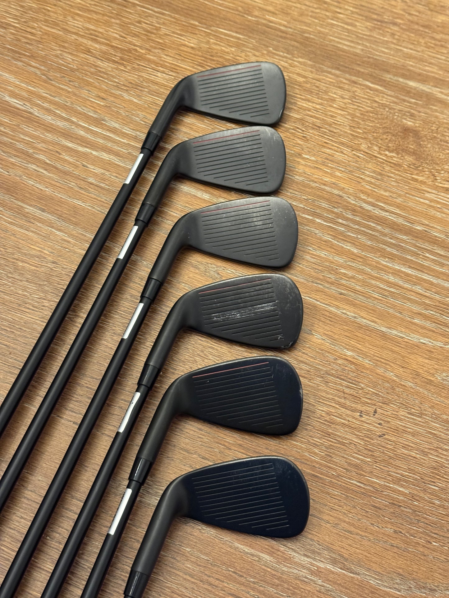 Stix Black Iron Set (5-PW) / Graphite Stiff