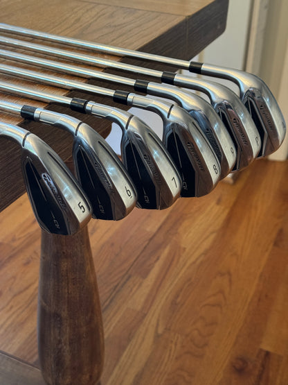 Taylormade Qi Iron Set LH (5-AW) / KBS Max MT 85 R shafts (regular)