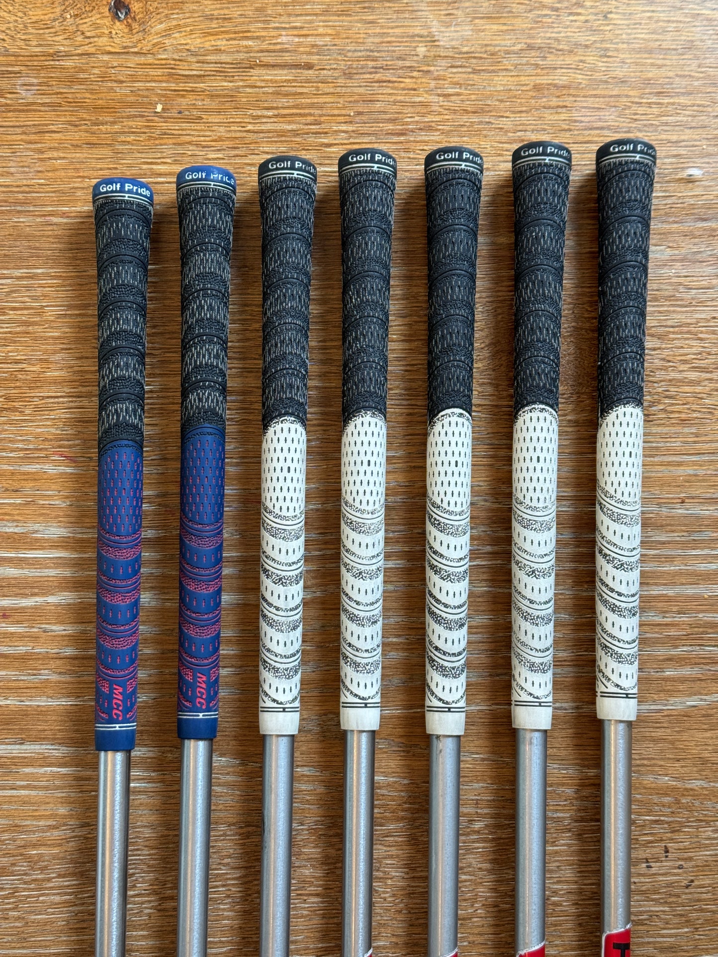 Titleist 714 MB Iron Set (4-PW) / KBS Tour C-Taper Lite 105 R shafts (regular)