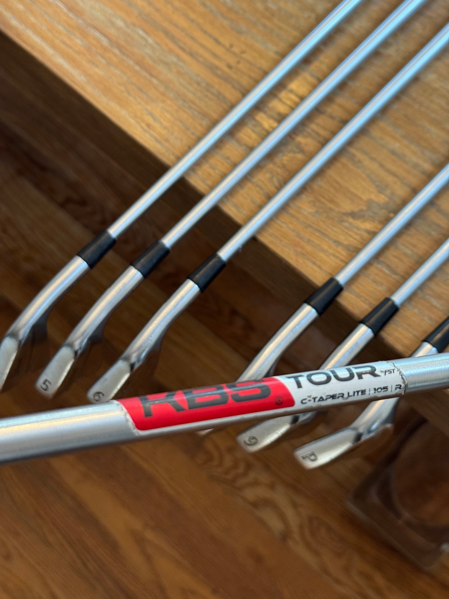 Titleist 714 MB Iron Set (4-PW) / KBS Tour C-Taper Lite 105 R shafts (regular)