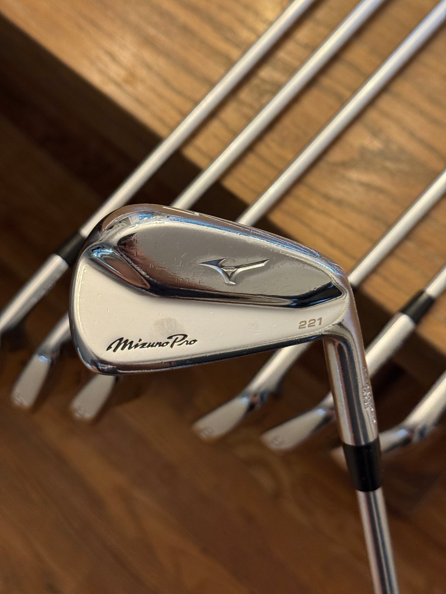 Mizuno Pro 221 Iron Set (4-PW) / Project X LS 6.0 120g shafts (stiff)