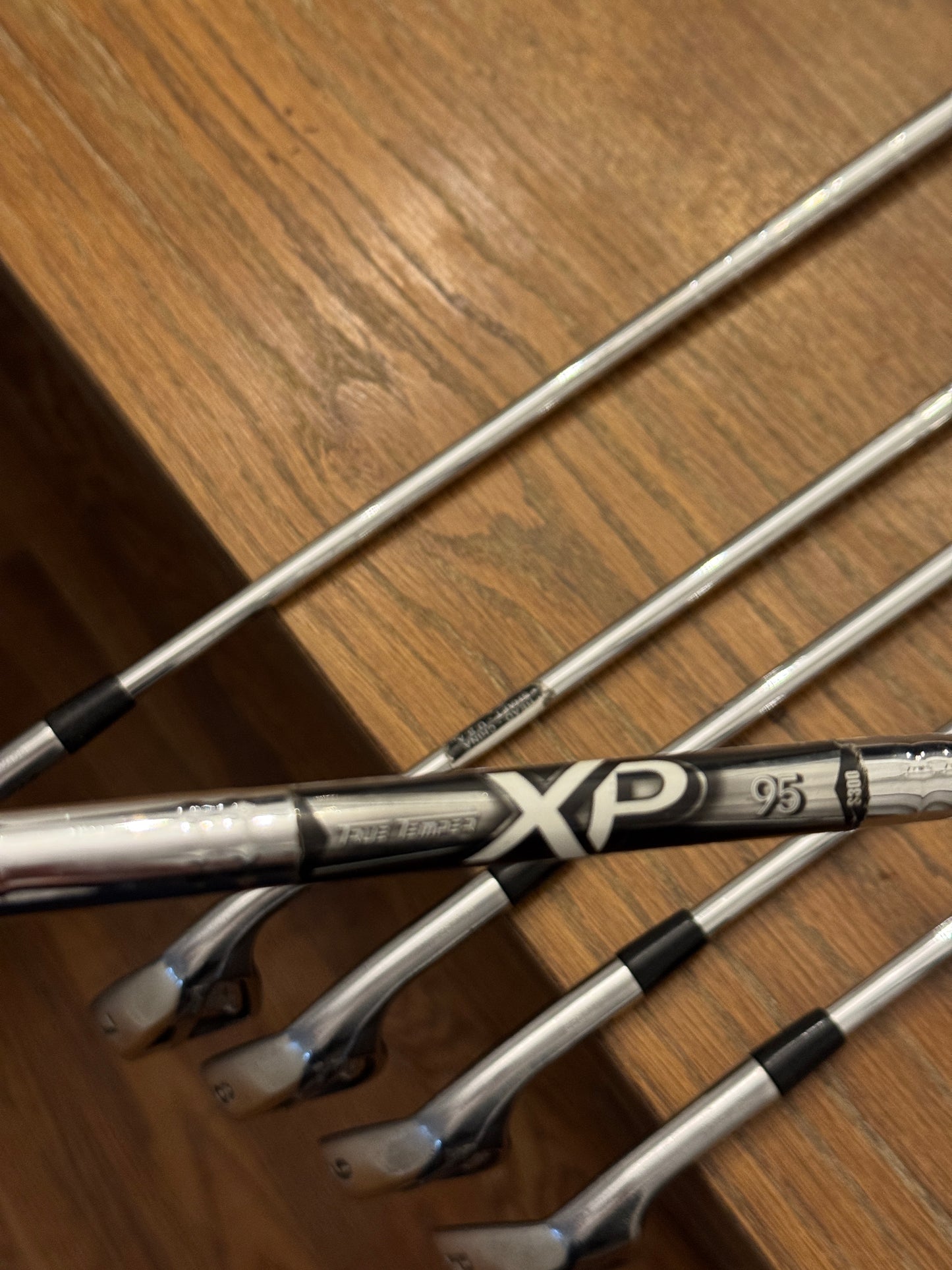 Titleist 714 AP2 Iron Set (5-PW) / True Temper XP 95 S300 shafts (stiff)