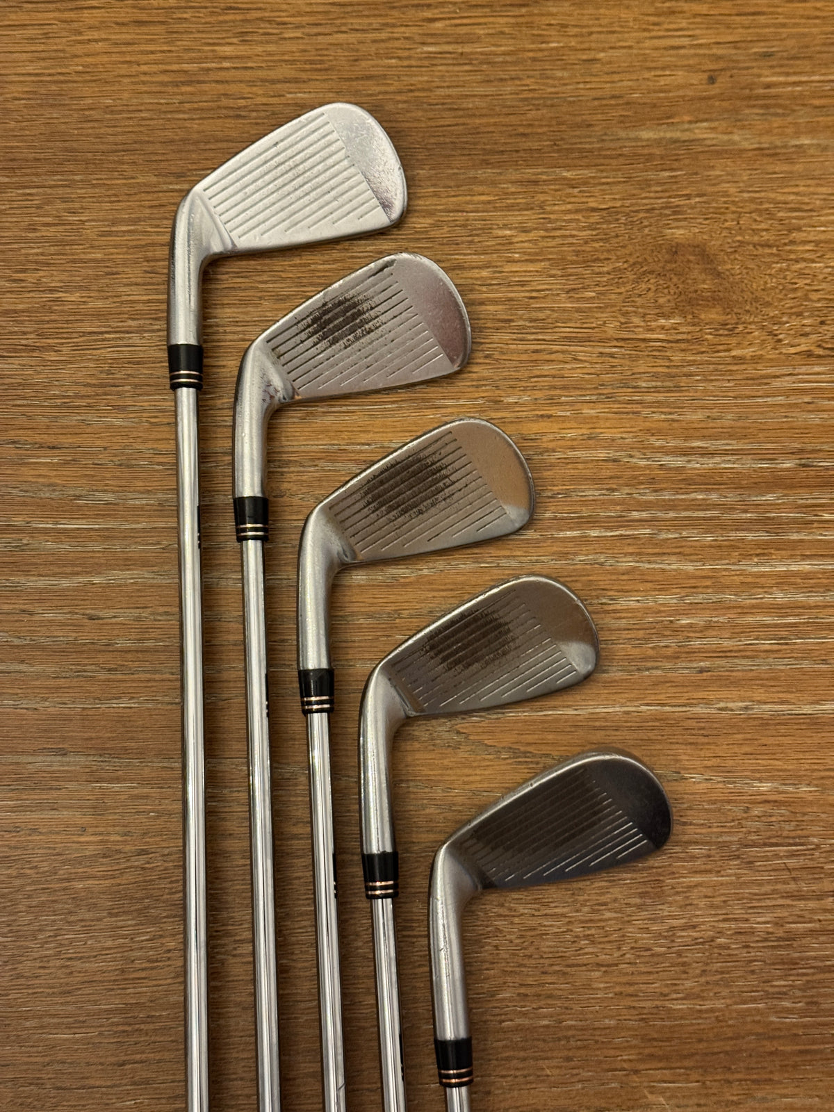 Titleist 710 AP2 Iron Set (5-9 iron) / AMT Red R300 shafts (regular)