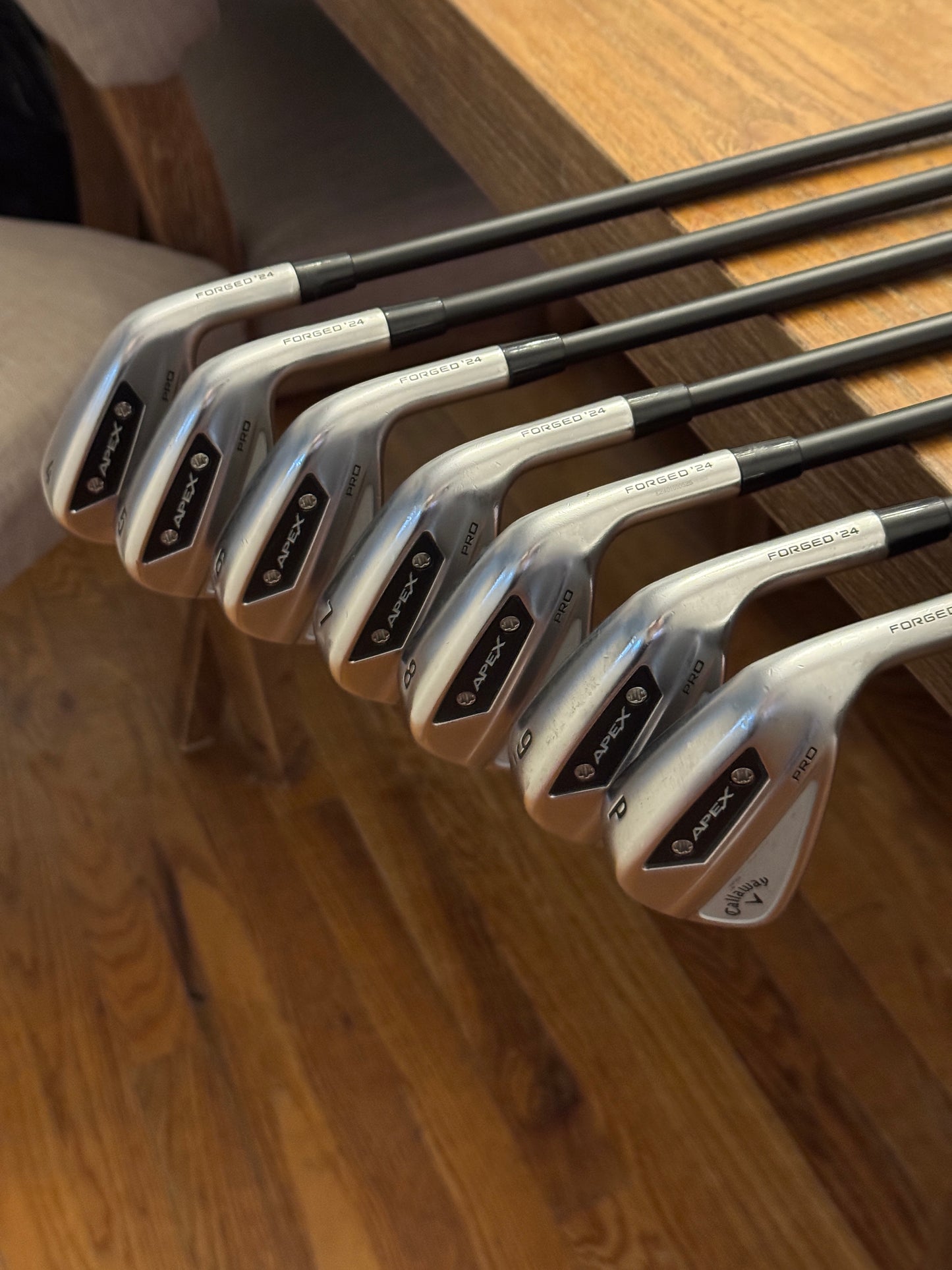 Callaway Apex Pro ‘24 Iron Set (4-PW) / KBS TGI 80 shafts (stiff)