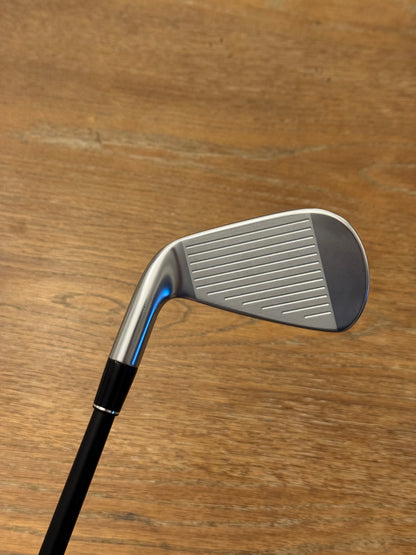 Srixon ZXiU 3-iron (20°) / Fujikura AXIOM 105 S Velocore shaft (stiff)
