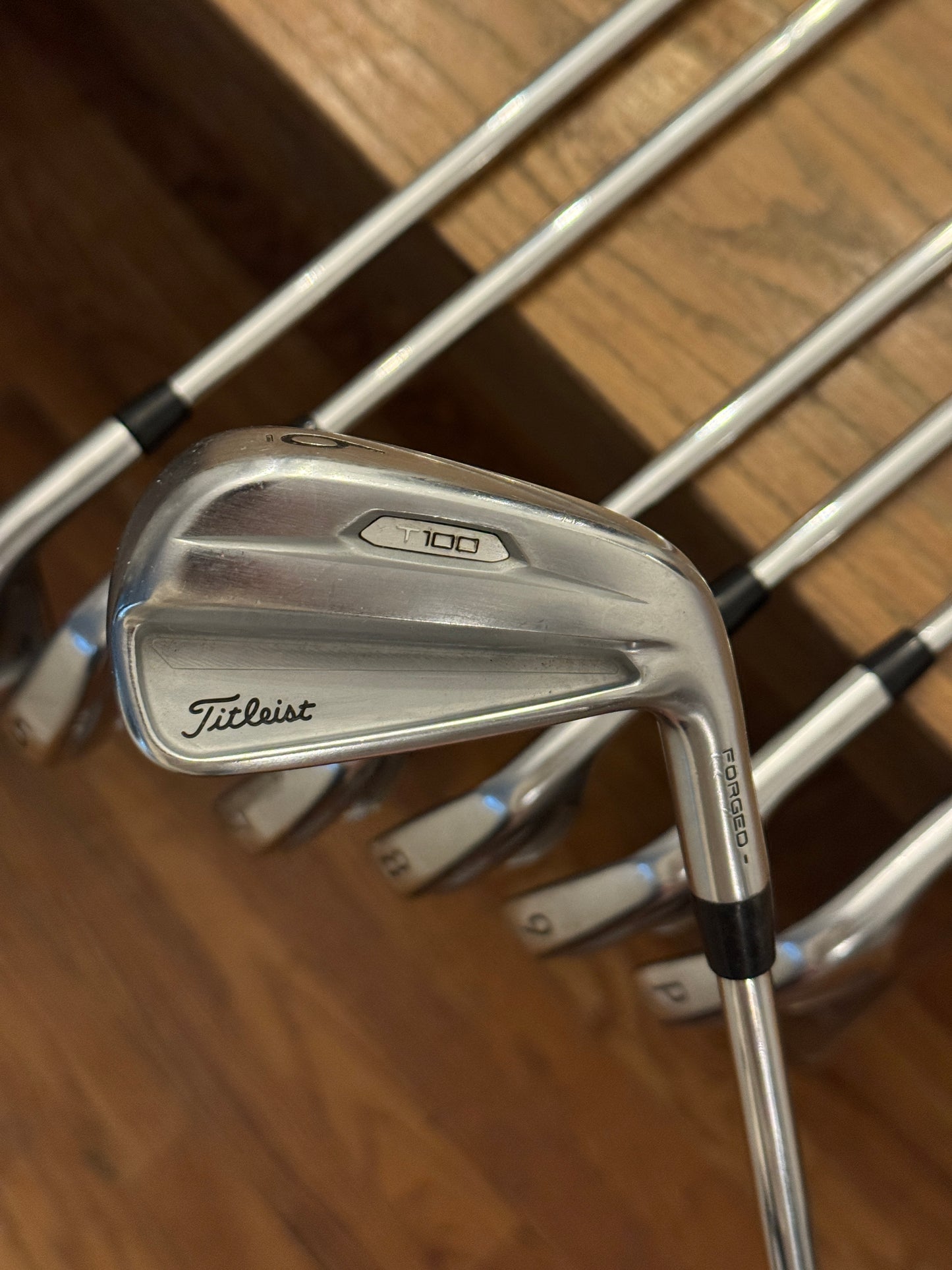 Titleist T100 Iron Set (4-PW) / AMT Tour White X100 shafts (xtra stiff)