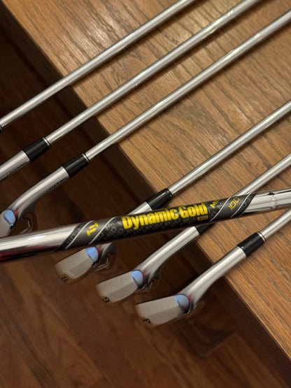 Srixon ZXi5 Forged '25 Iron Set (4-PW) / Dynamic Gold MID R300 shafts (regular)