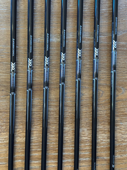 *MINT* Taylormade P790 ‘25 Iron Set (5-AW) / MMT 105 S shafts (stiff)