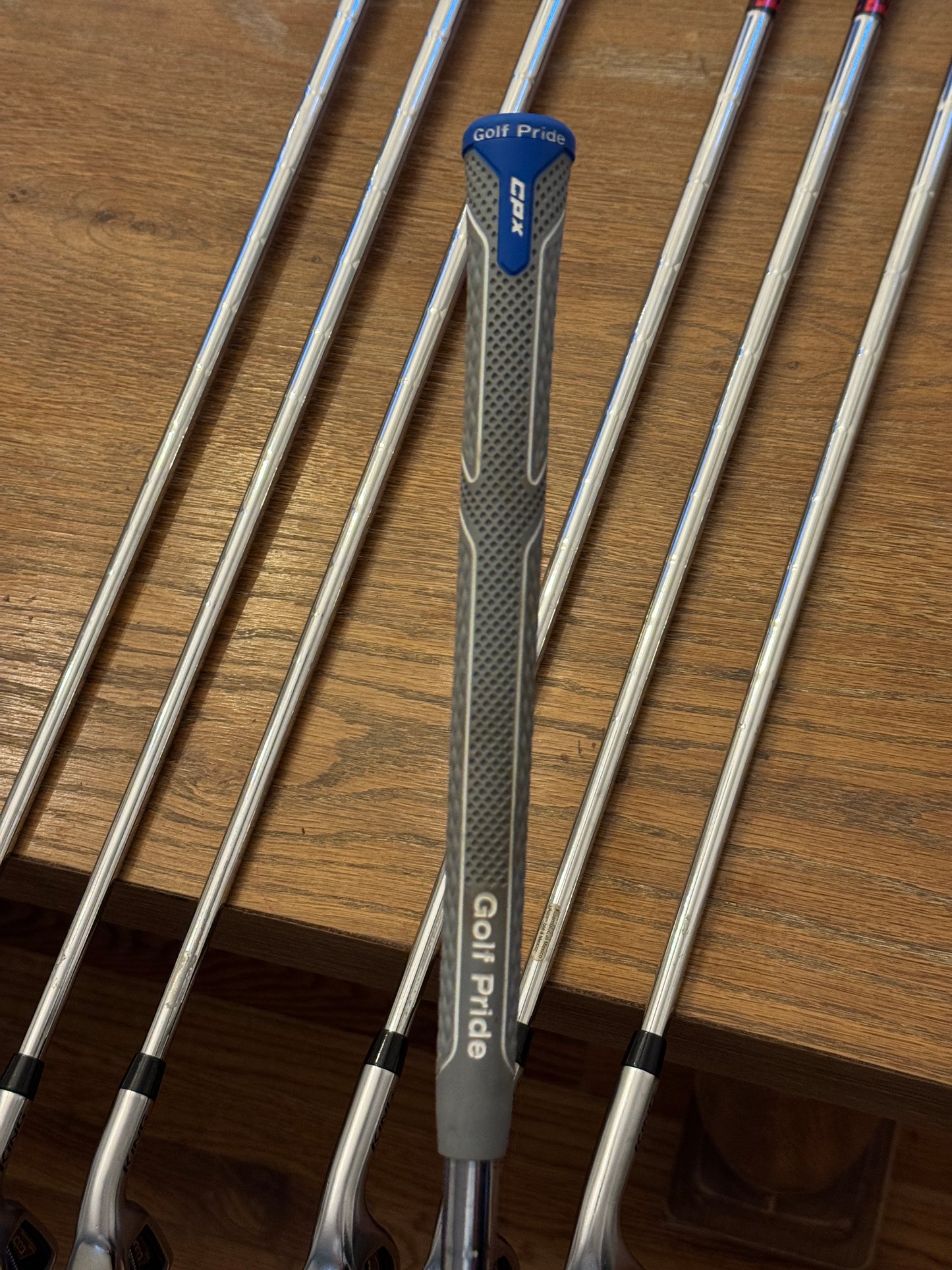Cobra King Radspeed One-Length Iron Set (5-GW) / KBS Tour 80/90/120 S combo shafts (stiff)