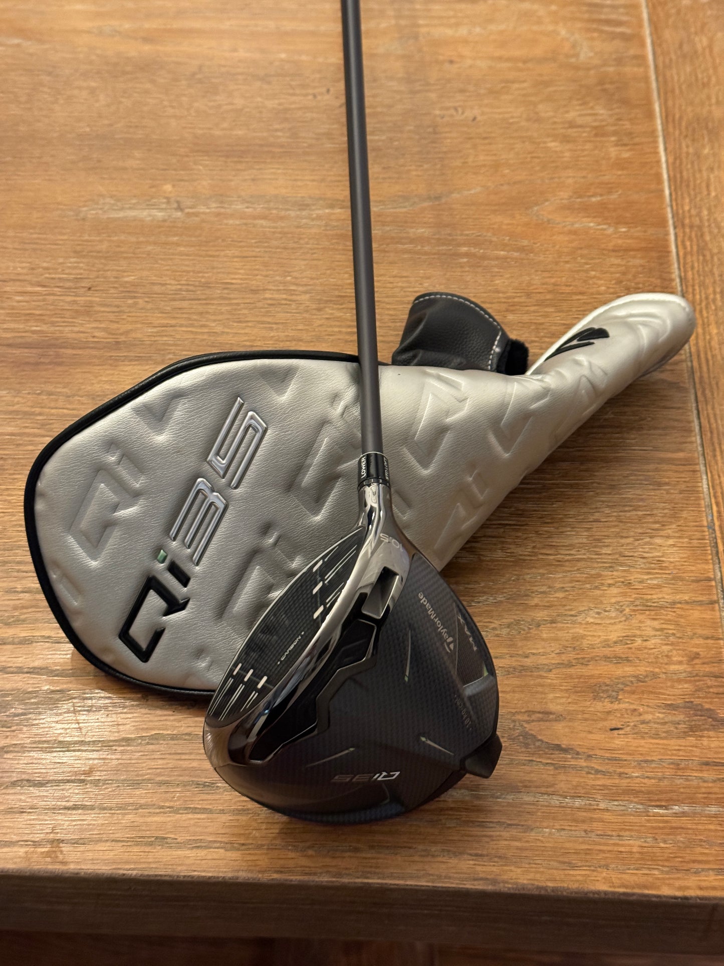 Taylormade Qi35 MAX Driver (10.5°) / Fujikura Speeder 65 X shaft (xtra stiff)