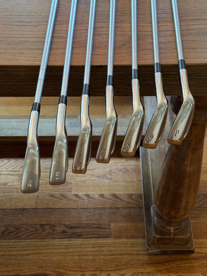 Mizuno MP-15 / MP-18 Forged Iron Set (4-PW) / KBS C-Taper 120 S shafts (stiff)