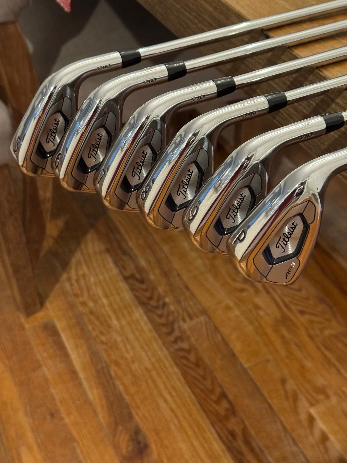 Titleist 718 AP3 Iron Set (5-PW) / Project X LZ 5.5 115g shafts (regular)