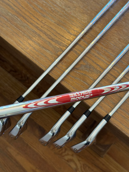 Titleist T200 ‘23 Iron Set +1/2” (4-9 iron) / N.S. Pro Modus3 Tour105 S shafts (stiff)