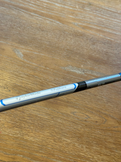 Taylormade R1 Driver / Fujikura 57R shaft (regular)