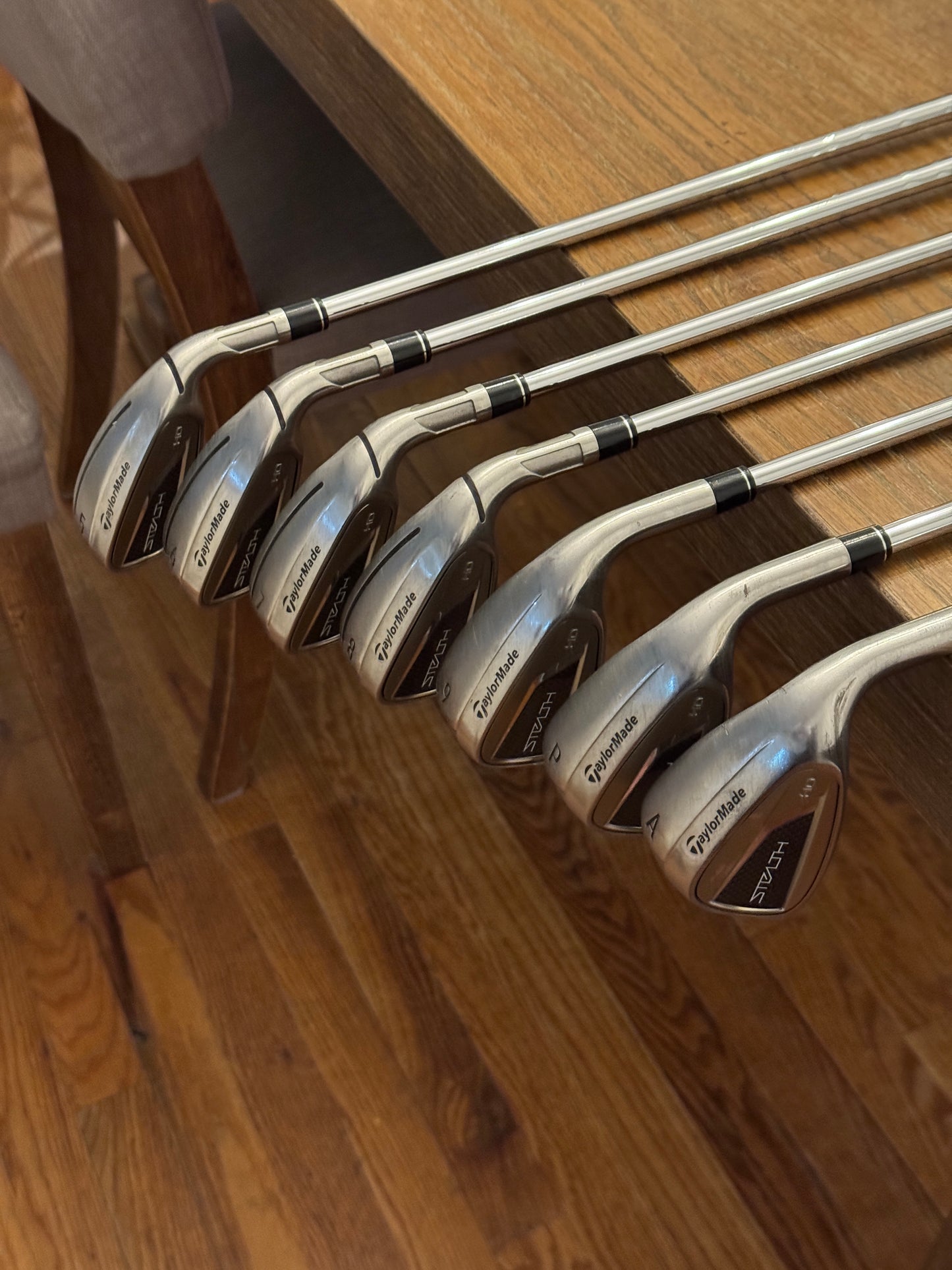Taylormade Stealth HD Iron Set (5-AW) / KBS Max MT 85 S shafts (stiff)