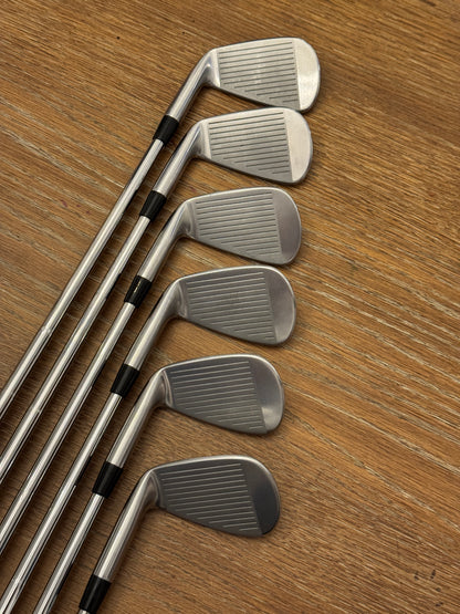 Mizuno Pro 241 Iron Set (5-PW) / Dynamic Gold X100 shafts (xtra stiff)