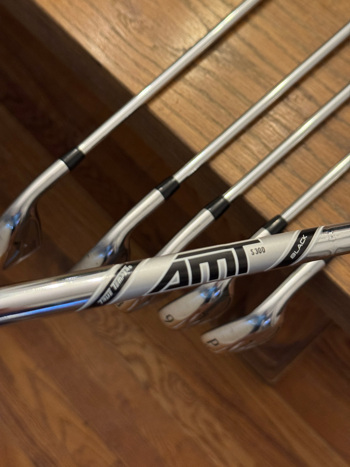 Titleist T200 ‘21 Iron Set (5-PW) / AMT Black S300 shafts (stiff)