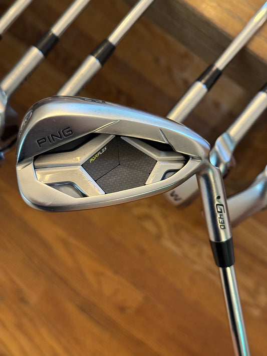 Ping G430 Iron Set (5-GW) / Dynamic Gold S300 shafts Stiff