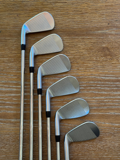 Titleist T200 ‘23 Iron Set +1/2” (4-9 iron) / N.S. Pro Modus3 Tour105 S shafts (stiff)
