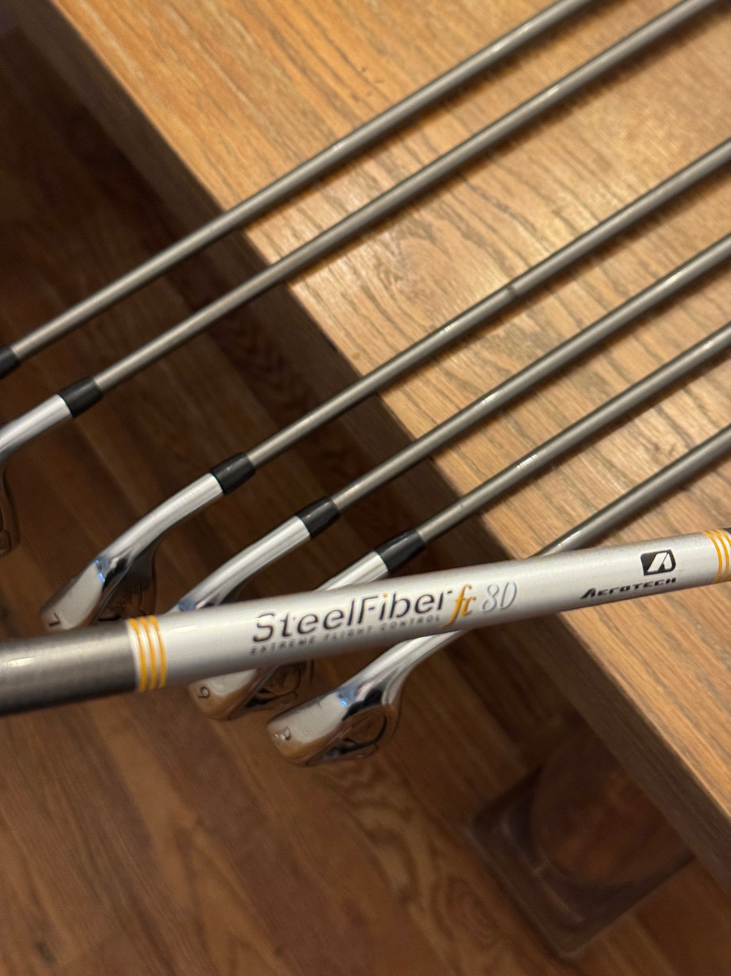 Titleist T200 ‘19 Iron Set (4-PW) / Steelfiber fc80 f3 shafts (regular)