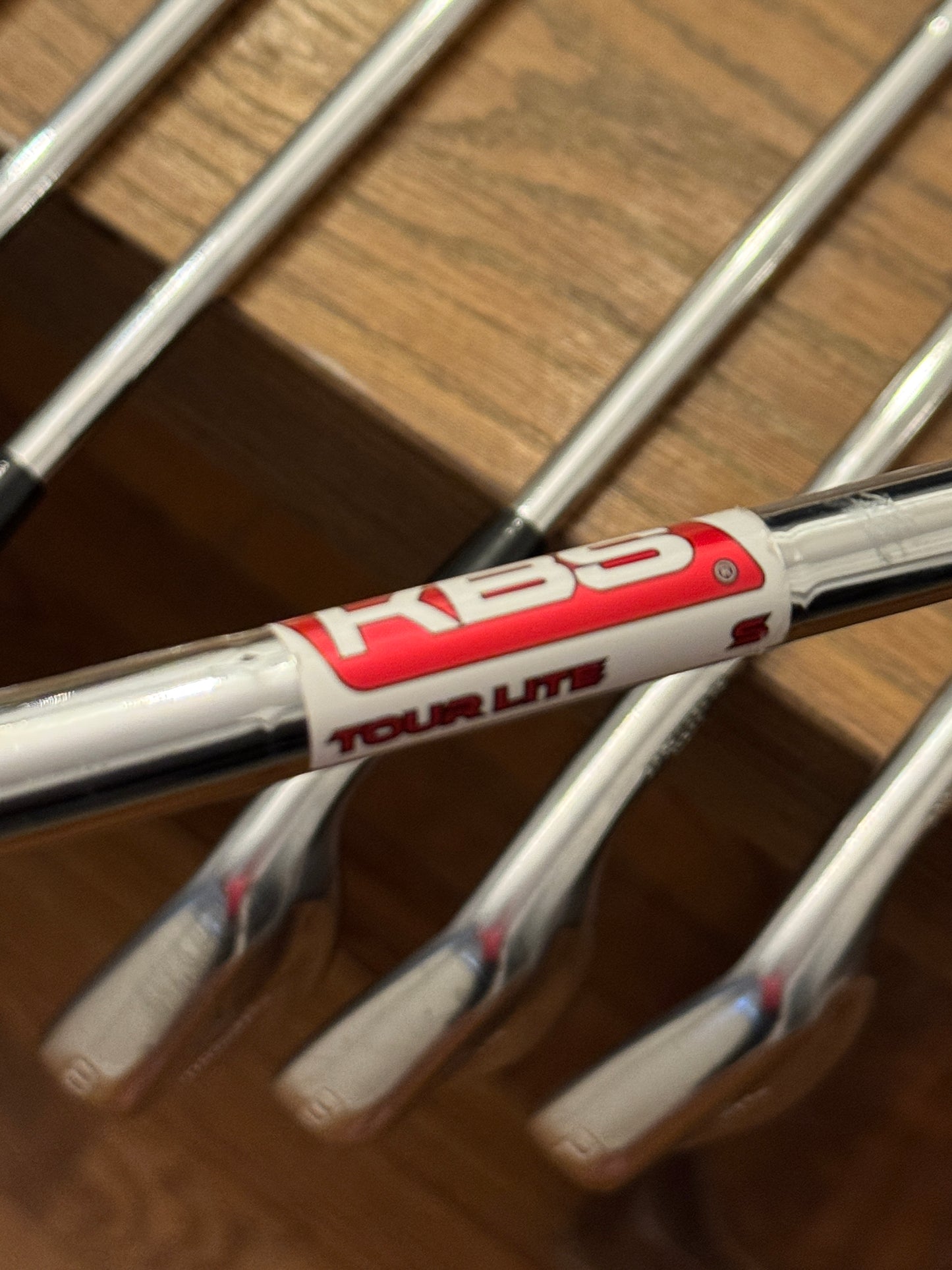 Mizuno Pro 245 Iron Set (4-PW) / KBS Tour Lite shafts Stiff
