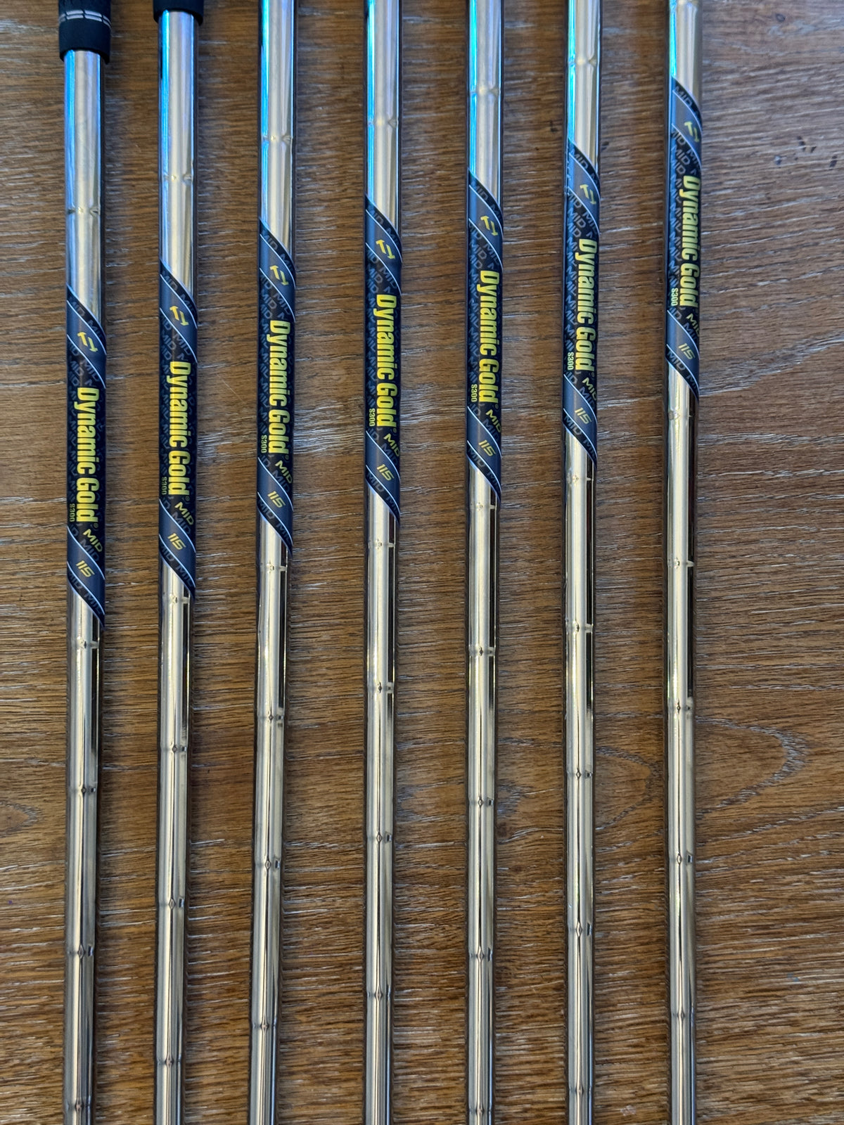 Srixon ZXi7 Forged ‘25 Iron Set (4-PW) / Dynamic GOLD MID 115 S300 shafts (stiff)