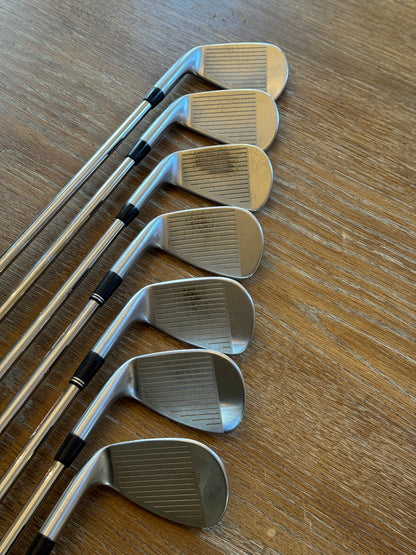 Srixon Z565 Iron Set (5-AW) / N.S. Pro 950 GH shafts Stiff