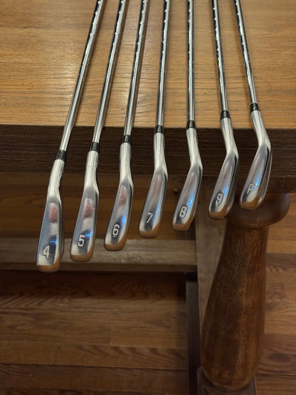 Mizuno Pro 243 Iron Set (4-PW) / KBS Tour Lite S shafts (stiff)