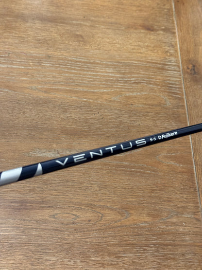 Taylormade SLDR Driver (14°) / Fujikura Ventus Blue 5-S shaft (stiff)