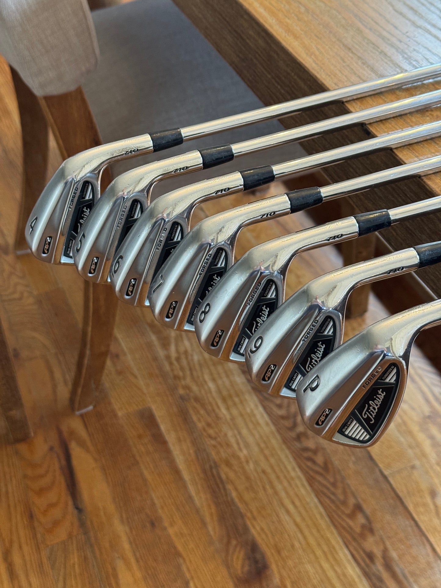 Titleist 710 AP2 Iron Set (4-PW) / True Temper Dynamic Gold shafts (stiff)